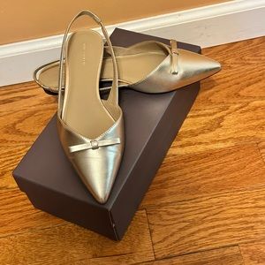 Ann Taylor leather flat sling backs in gold.